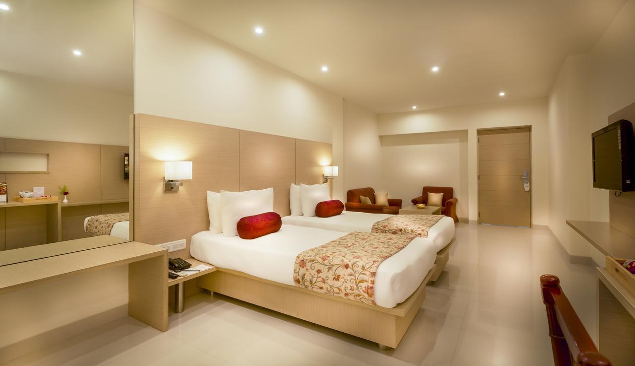 Regency Tiruttani By Grt Hotels Thiruttani Exterior photo